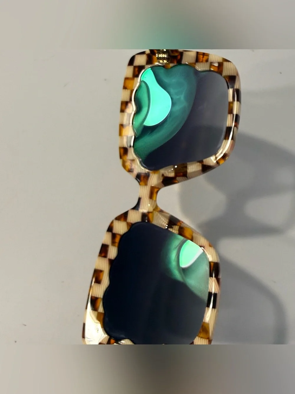 KREWE Elizabeth Tortoise Shell Square Sunglasses Women’s Discontinued